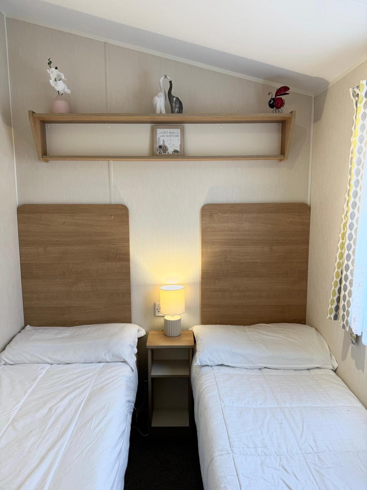 Oaken Caravan - Golden Sands Away Resorts Kinmel Bay Dış mekan fotoğraf